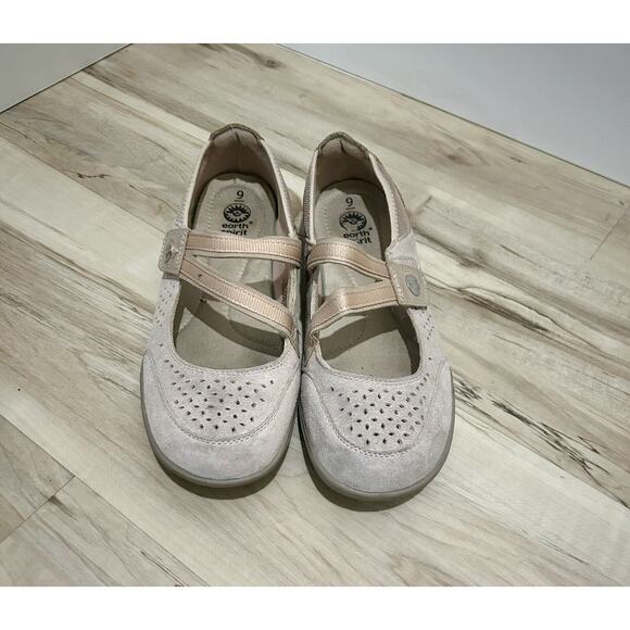 Earth Spirit Shoes Womens Comfort Beige Tan Suede Leather Mary Jane Flats Size 9 - Picture 1 of 7